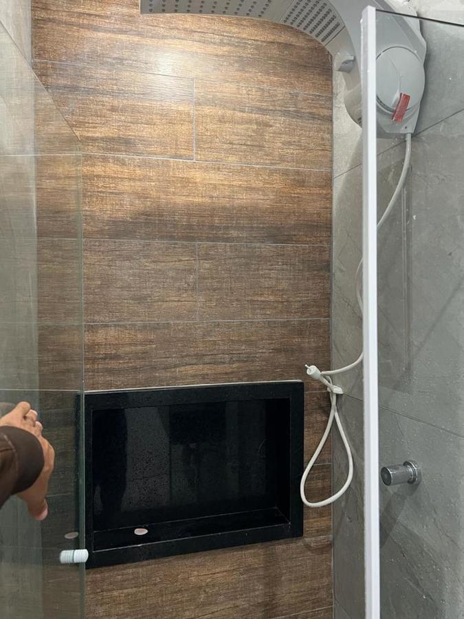 Apartamento Para Pessoas De Familia Ou A Negocio, Ap Lindo Aconchegante No Bras Proximo Igreja Mundial,Mercado Municipal, 25 De Marco, Templo Salomao, Metro Dom Pedro Ll, Bancos, Mercado E Etc São Paulo Ngoại thất bức ảnh